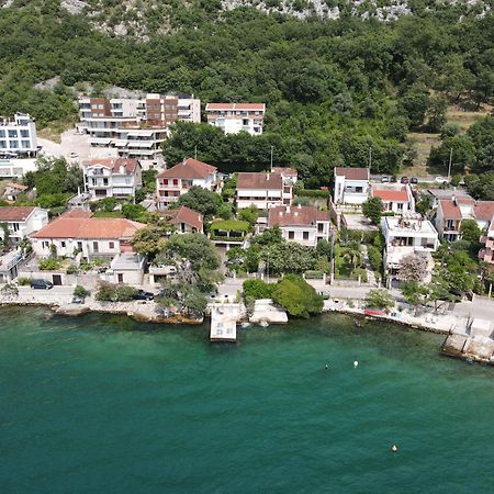 Montenegro Apartments - Private Beach Kotor Eksteriør billede